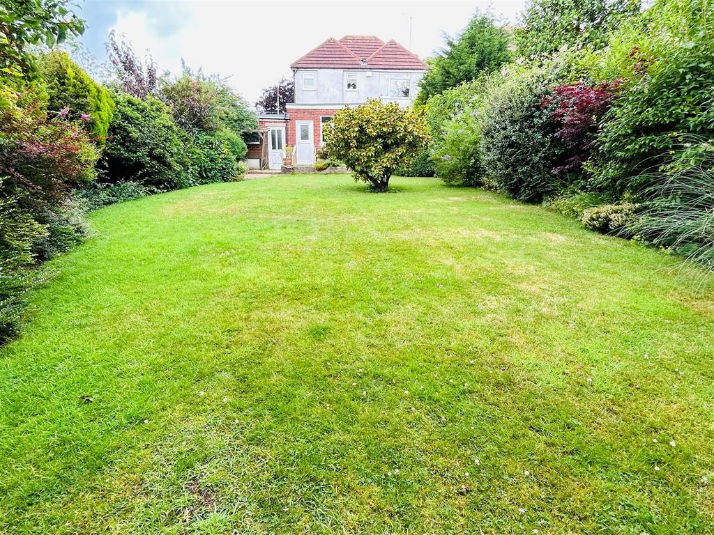 Spies Lane, Halesowen, West Midlands 3 bed detached house for sale £375,000