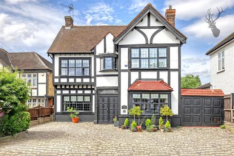 5 bedroom house for sale - The Ridgeway, Chingford E4