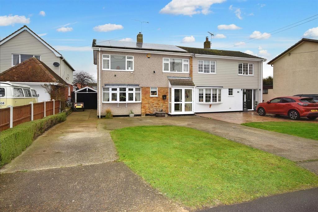 Leigh Road, Canvey Island SS8 3 bed semidetached house £375,000