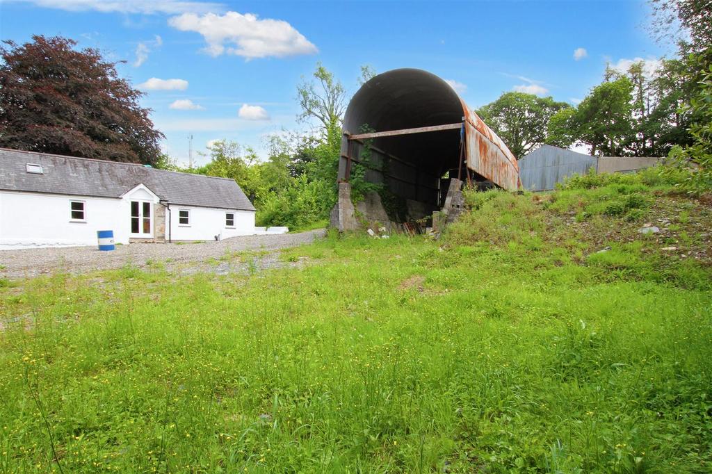 Front view of property and grounds inc Dutch Barn