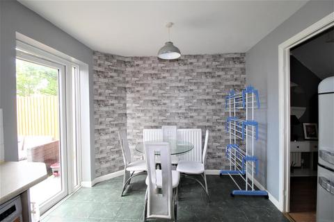 10 William Rigby Drive, Minster On Sea, Sheerness, ME12 3TE