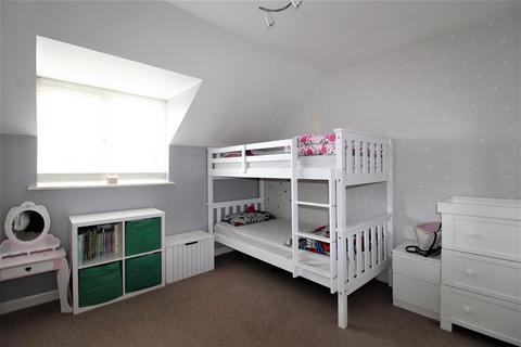 10 William Rigby Drive, Minster On Sea, Sheerness, ME12 3TE