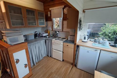 2 bedroom chalet for sale, Cabin 114, Trawsfynydd Holiday Village, Bronaber