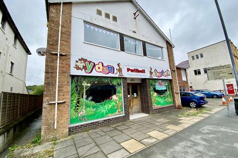 Property for sale, Lower Cardiff Road, Pwllheli