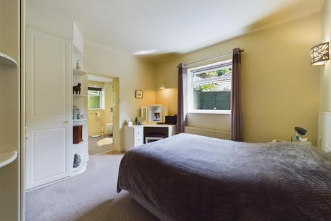3 bedroom detached bungalow for sale, Woodland Ravine, Scarborough