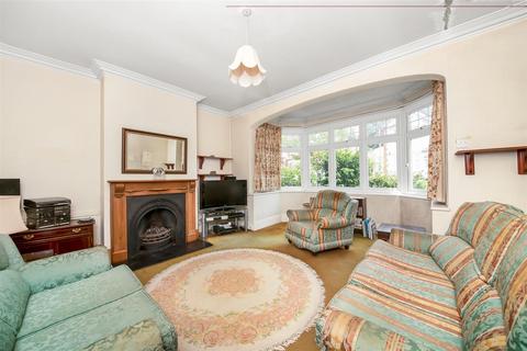 32 Cromwell Avenue, Bromley, BR2 9AQ
