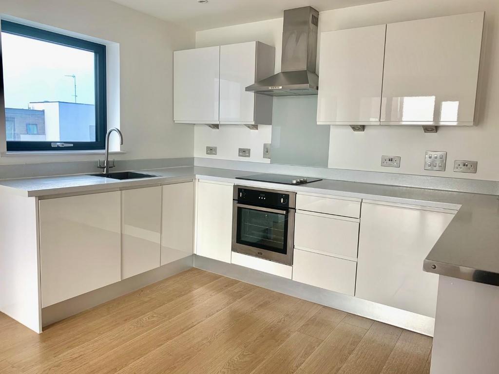 Kitchen West facing aspect.jpg