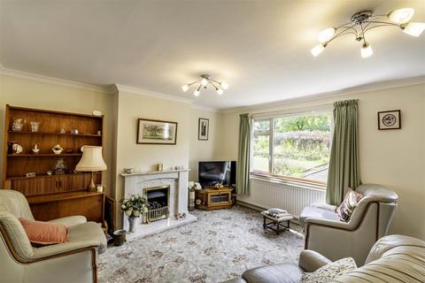 2 Main Road, Bradwell, Hope Valley, S33 9JG