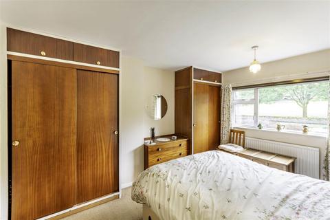 2 Main Road, Bradwell, Hope Valley, S33 9JG