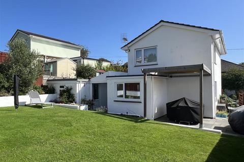 12 Chapel Hill, Polgooth, St Austell, PL26 7BU