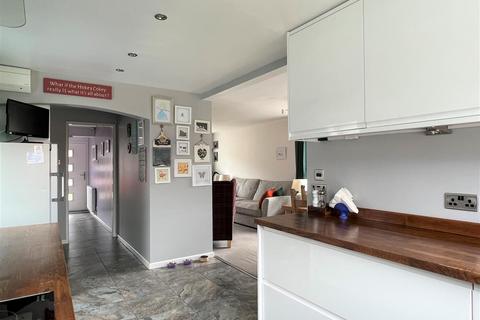 12 Chapel Hill, Polgooth, St Austell, PL26 7BU