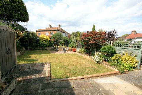25 Broadlands Road, Bromley, BR1 5DE