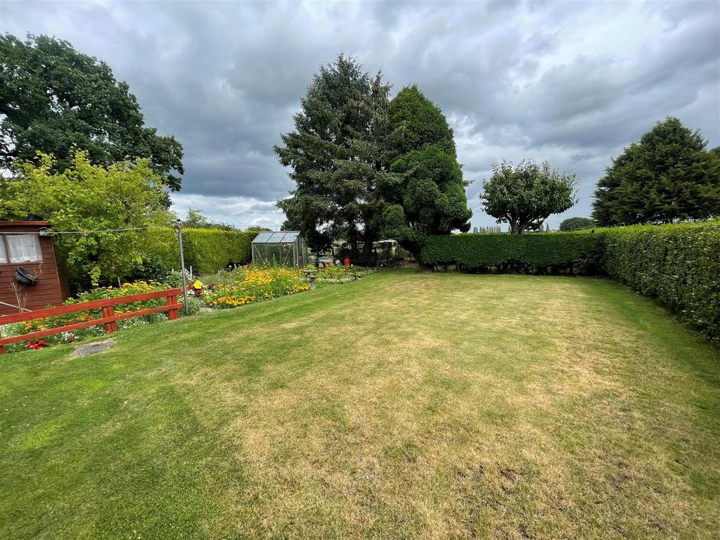 Swan Garth, East Cottingwith, York 3 bed semidetached house for sale