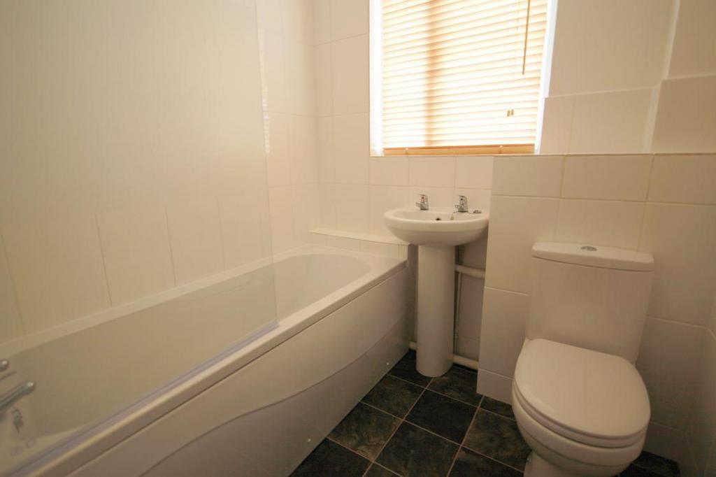 Wilsdon Way, Kidlington, Oxon 1 bed house £995 pcm (£230 pw)