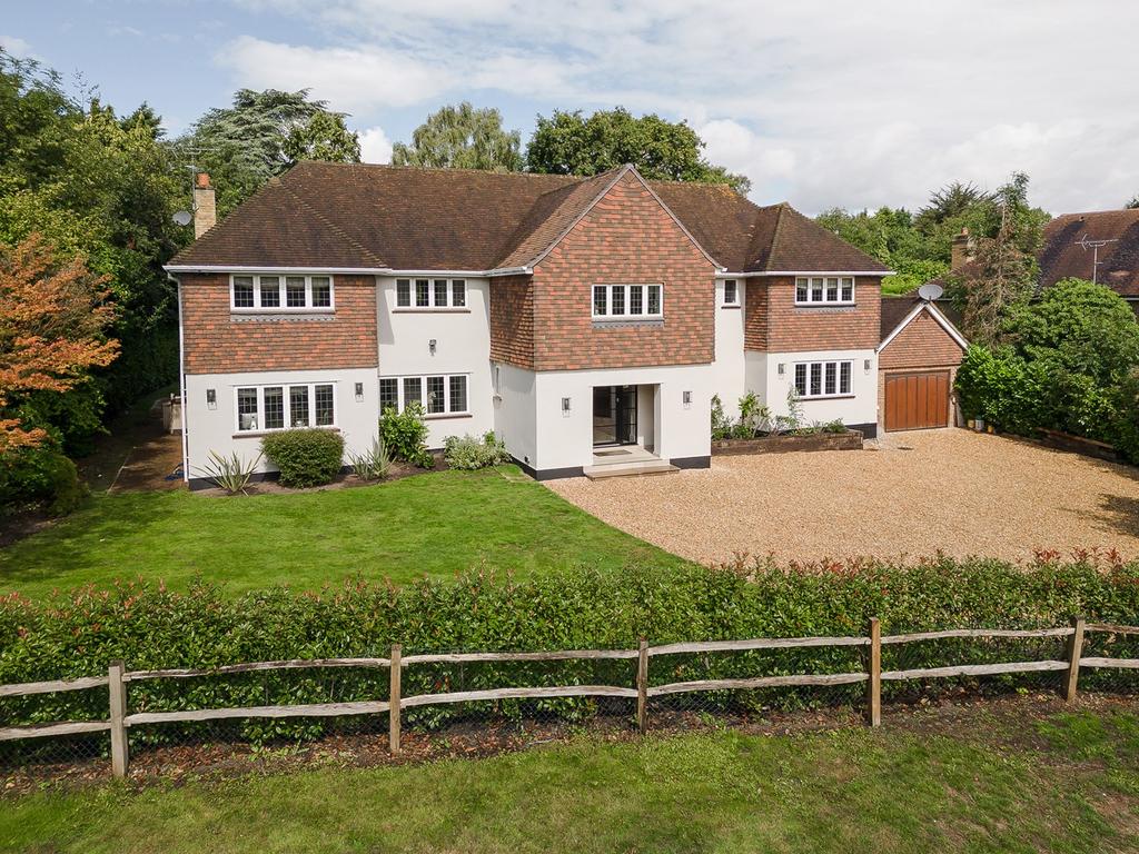 Danes Way, Oxshott, Leatherhead, KT22 5 bed detached house for sale £
