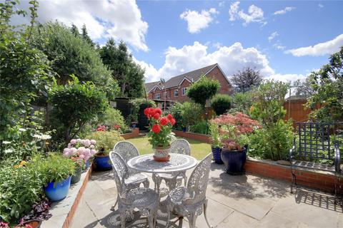 3 bedroom semi-detached house for sale - Norfolk Road, Enfield, EN3