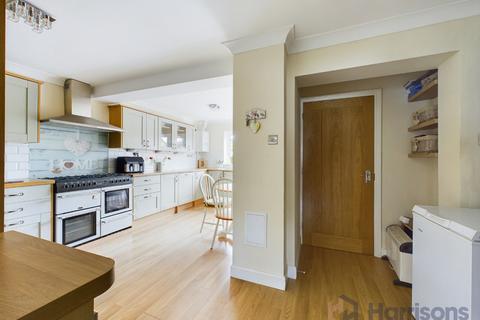 5 bedroom end of terrace house for sale, Honeyball Walk, Teynham, Sittingbourne, Kent, ME9