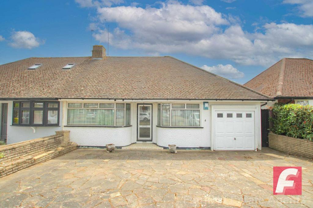 Tudor Drive, North Watford 3 bed semidetached bungalow for sale £550,000