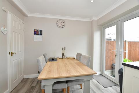 107 Branksome Avenue, Stanford-le-hope, SS17 8BH