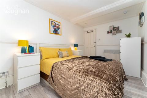 2 bedroom flat to rent, Belvedere Terrace, Hove, BN1