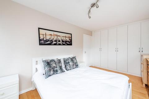 2 bedroom flat for sale, The Colonnades,  Porchester Square, London