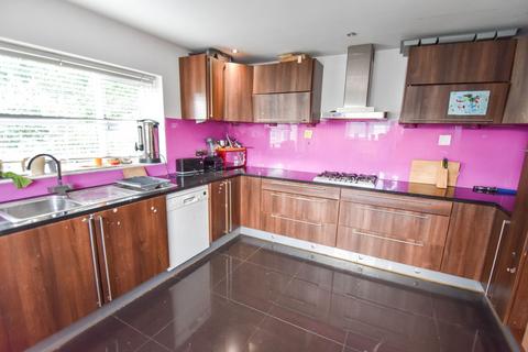 4 bedroom detached house for sale - Norwood, Prestwich, M25