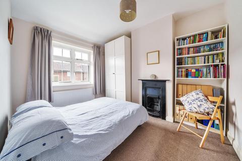 80 Ballamore Road, Bromley, BR1 5LL