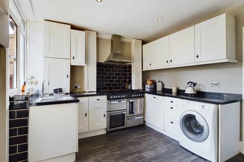 3 bedroom semi-detached house for sale, Richmond Way, Croxley Green
