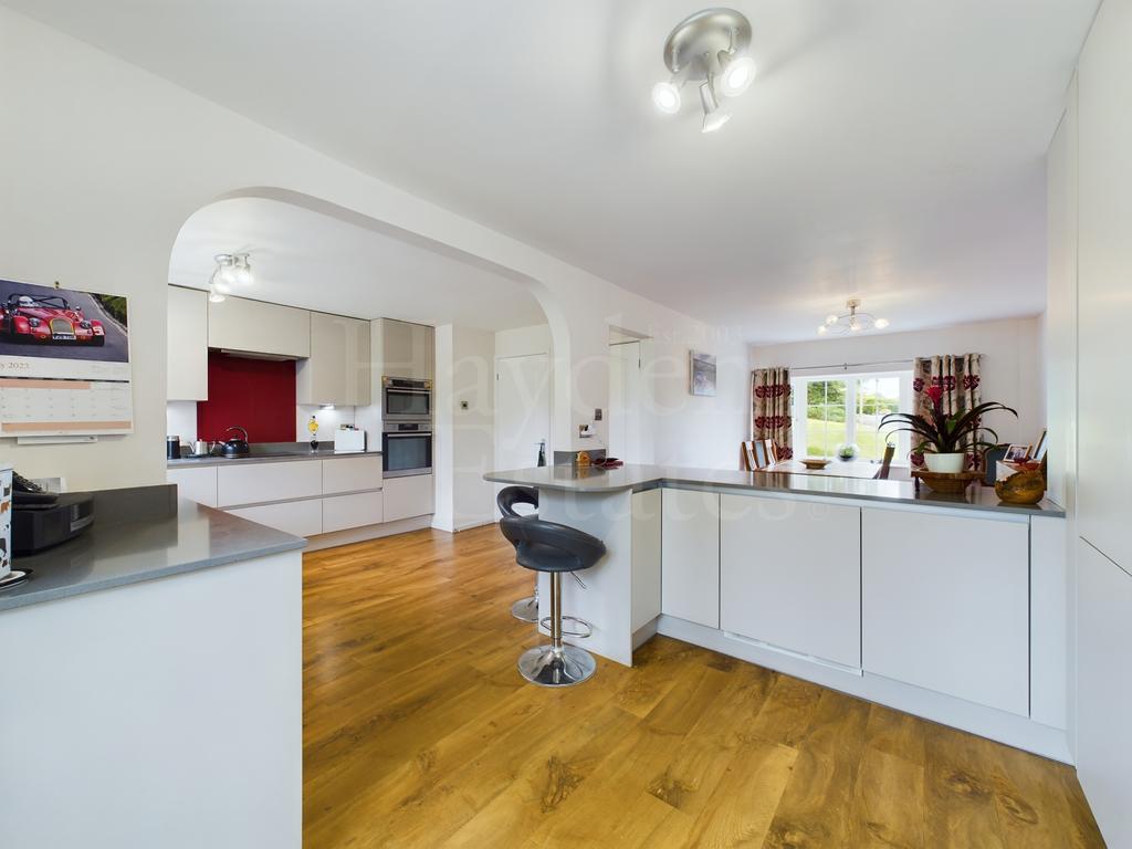 Clarence Way, Bewdley, DY12 1QE 4 bed detached house for sale £599,995