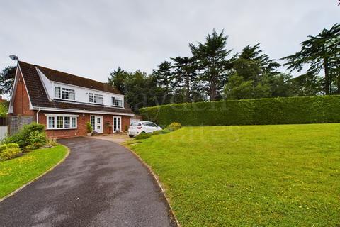 4 bedroom detached house for sale, Clarence Way, Bewdley, DY12 1QE