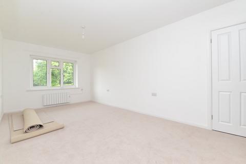 2 bedroom apartment for sale - Aldbury Court, Barton On Sea, New Milton, BH25