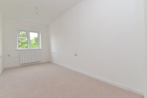 2 bedroom apartment for sale - Aldbury Court, Barton On Sea, New Milton, BH25