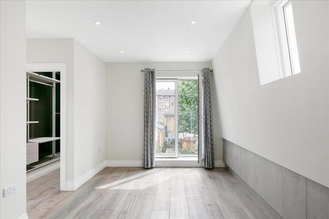 2 bedroom apartment to rent, Hesketh Place, Holland Park, London, Royal borough of Kensington and Chelsea, W11