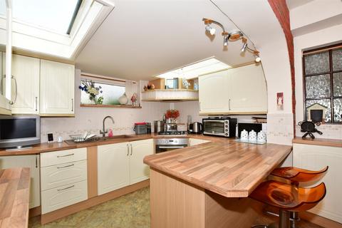 2 bedroom detached house for sale, Broomfield Gate, Whitstable, Kent