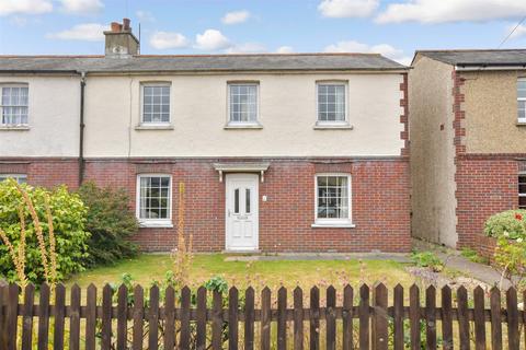 3 bedroom semi-detached house for sale - Pound Farm Road, Chichester, West Sussex