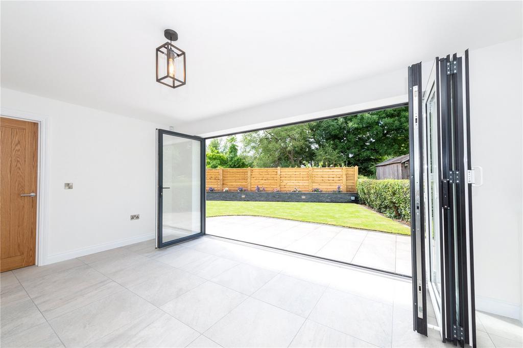 Bi-Folds To Garden