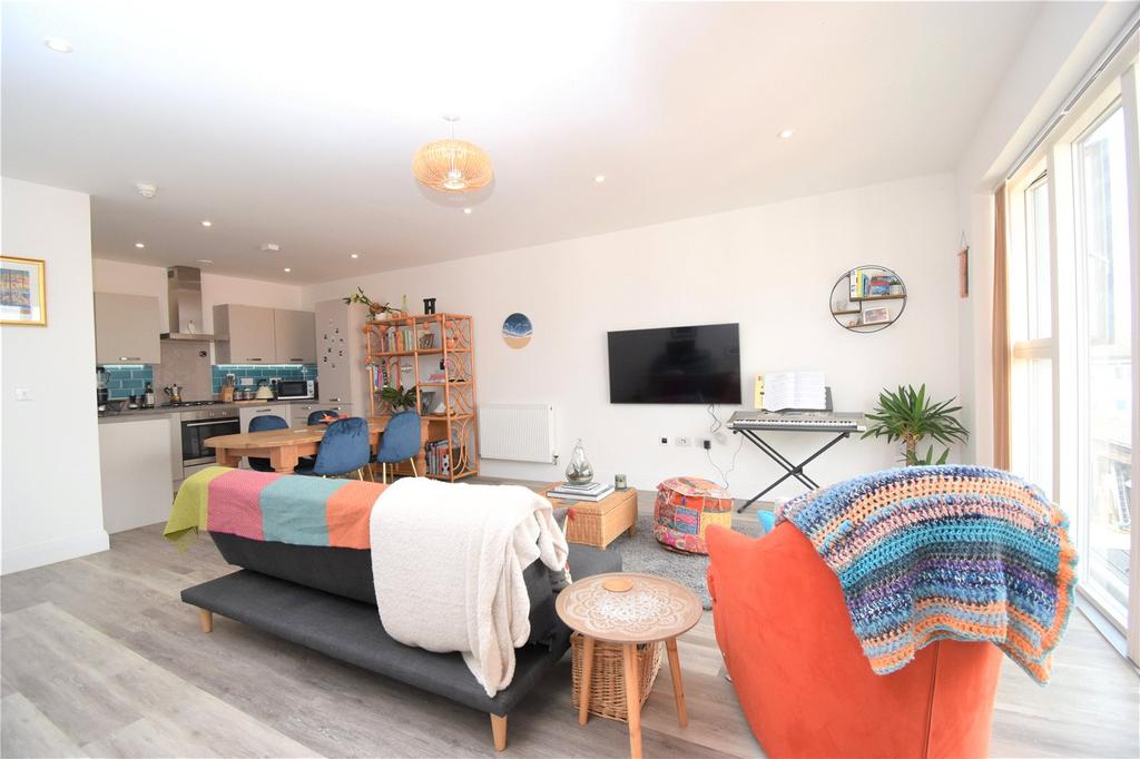 Waterside Marina, Brightlingsea, Colchester, Essex, CO7 1 bed apartment