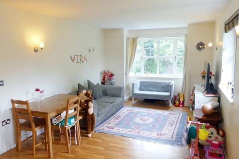 2 bedroom flat for sale, Tinsley Lane, Crawley RH10