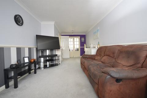 3 bedroom semi-detached house for sale, Mountbatten Road, Braintree, CM7