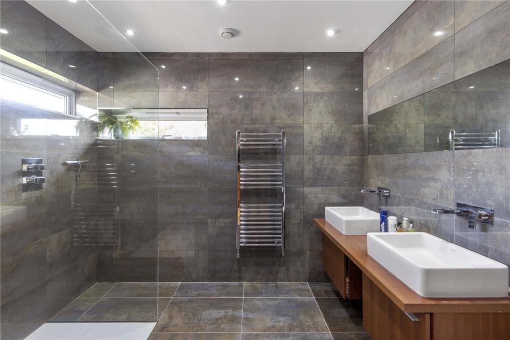 Principal Bathroom