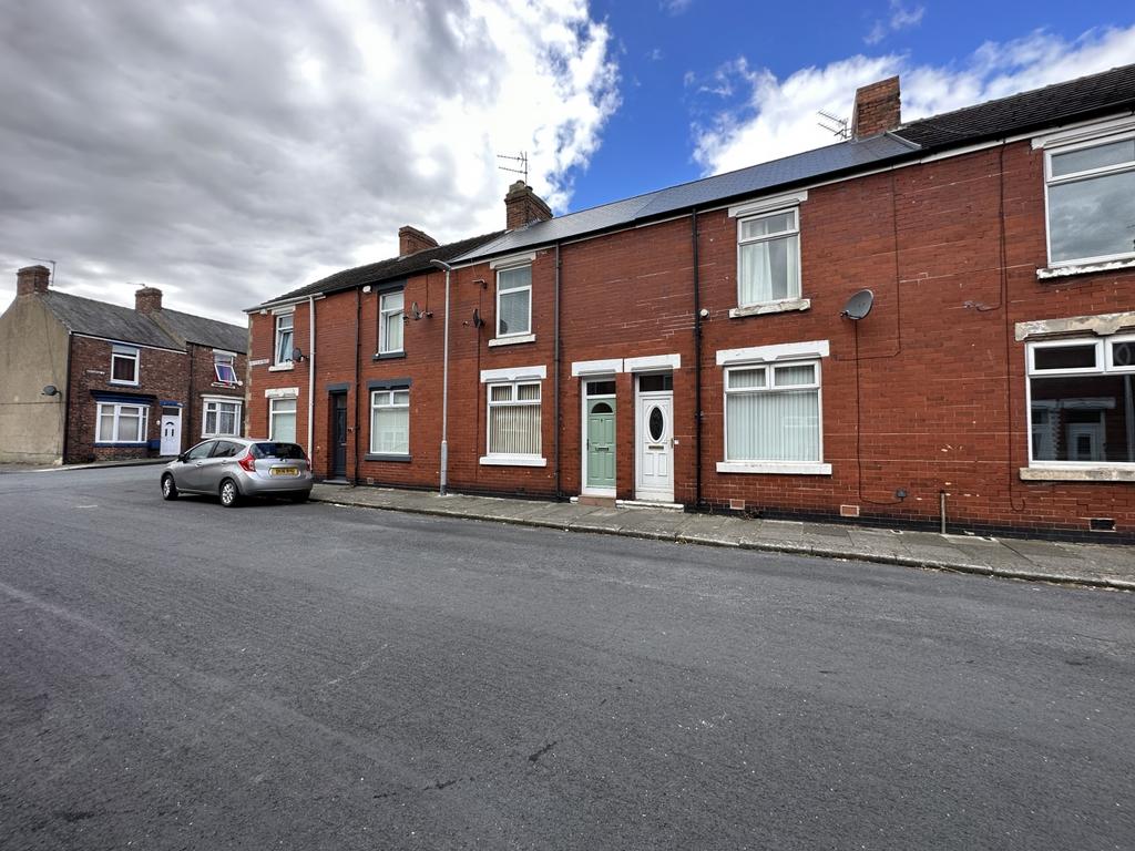 Henry Street, Shildon, County Durham, DL4 2 bed terraced house for sale