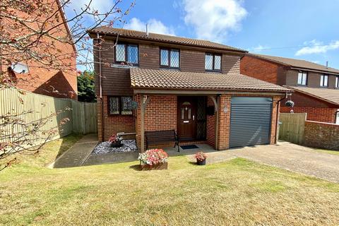 4 bedroom detached house for sale, Firle Road, Peacehaven BN10