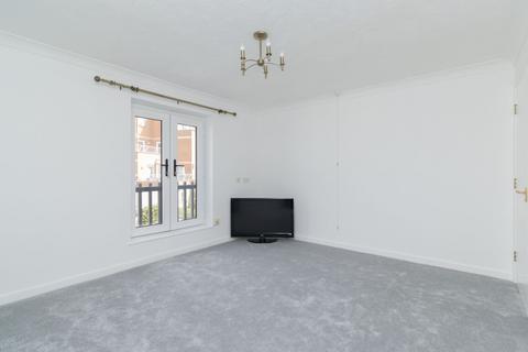 1 bedroom flat for sale, West Cliff Road, Seaview Court, CT10