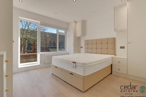 3 bedroom flat to rent, Platts Lane, Hampstead NW3