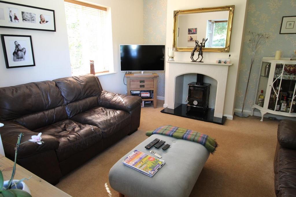 Melmerby, Ripon, North Yorkshire, HG4 4 bed house £1,300 pcm (£300 pw)