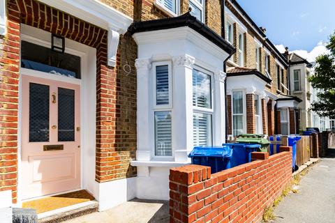 47 Worlingham Road, London, SE22 9HD