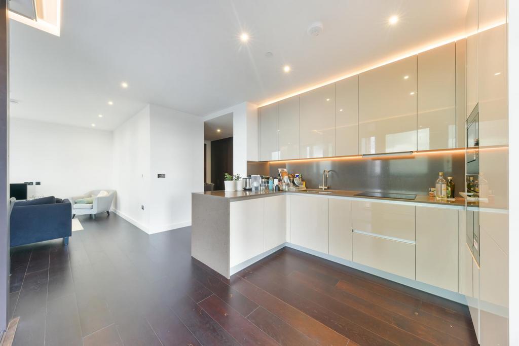 Apartment in London - More