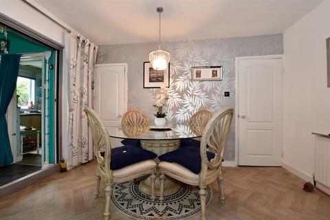 162 Church Road, Bexleyheath, DA7 4DT