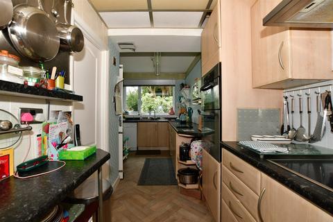 162 Church Road, Bexleyheath, DA7 4DT