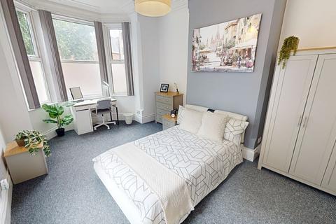 5 bedroom terraced house to rent, 1 Alberta Terrace, Nottingham, NG7